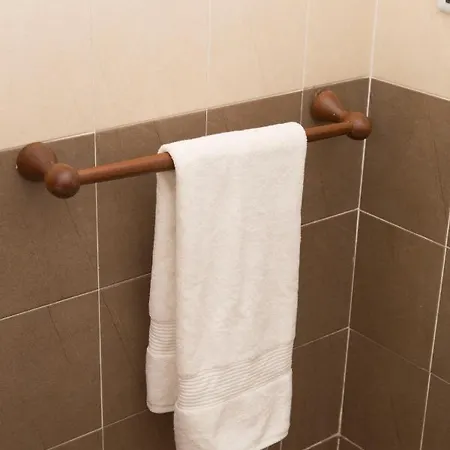 Airport House Apartament