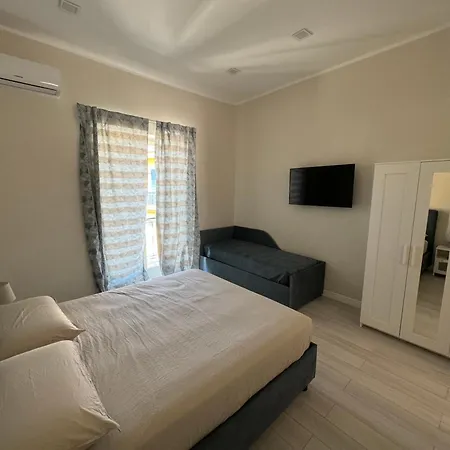 Daire Airport House *